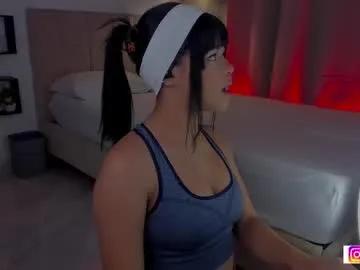 _e_m_m_a_1 on Chaturbate 