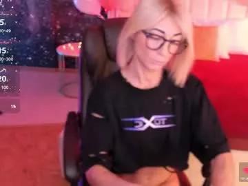 _f_r_a_u_ on Chaturbate 