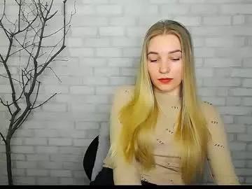 _snow_queen__ on Chaturbate