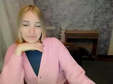 _snow_queen__ on Chaturbate