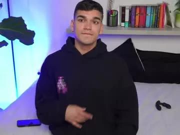 alanjames_x on Chaturbate 