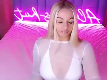 allwayshottt — Make my pussy squirt  #deepthroat #blonde #femdom #mistress #sph [0 tokens remaining]