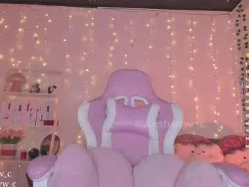 amberw_c — GOAL: Show pussy [99 tokens remaining] Lovense on - 11, 25, 100, 101 Fav vibes #latina #squirt #hairy #fuckmachine #feet