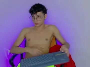 andrew_dann — GOAL: cum show [499 tokens remaining] hello cum show #skinny #c2c #twink #feet #cute