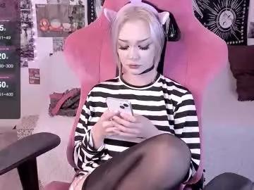 broodmommyy3 on Chaturbate 