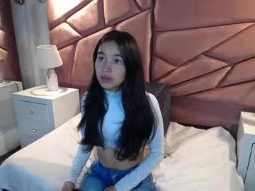 bunnywhite21 — GOAL: Cameltoe+rub pussy [55 tokens remaining] Welcome to my room! #18 #new #latina #petite #cum
