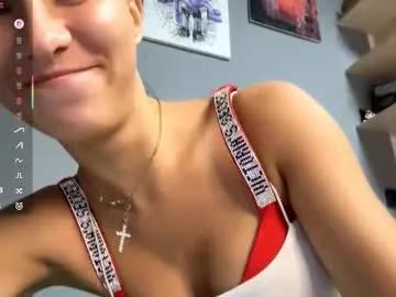 caitlinmorgenroth — GOAL: suck my little finger I am glad tosee you in my room guys!  #new #18 #lovense  #young #bigass [13 tokens remaining]