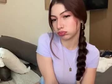 cami_calderon — Hips don't lie #latina #19 #petite #cute