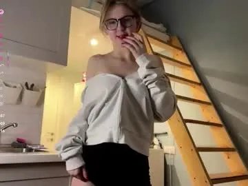 carollkaps — : Ahegao+ touch my boobs  (*  *`)  // For everyone who purchases the fan club I will send a hot video// #blonde #new #18 #cute #teen [98 tokens remaining]