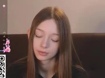 cherrymira — GOAL: Show my cute abs [113 tokens remaining] 