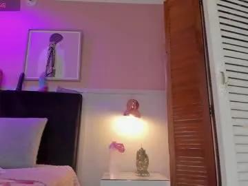 chloe_watson_ — GOAL: Massage boobs close to cam  [170 tokens remaining] Hello, how are you today, look, my pvt includes oil show, cum show, semen, sensual dance and blowjob. The extras are riding anal plug, squi