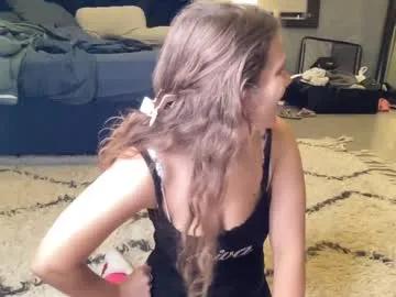 daddy_daycare_ — SUP SLUTS?? 20 mins of naked every 5 goals!! [166 tokens remaining]