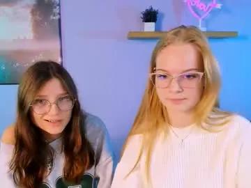 dana_sweet__ — GOAL: make me happy [69 tokens remaining] Welcome to my room! #18 #new #brunette #shy #nonude