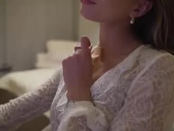 danielle_thomas on Chaturbate