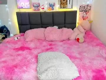 dannia_13 — GOAL: SHOW CUM [948 tokens remaining] Welcome to my room!  #smoke #pantyhose #cum #mistress #latina