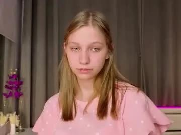 dollyburruss — touch my sweet lips My name is Emilia #natural #shy #18 #teen #lovense [21 tokens remaining]