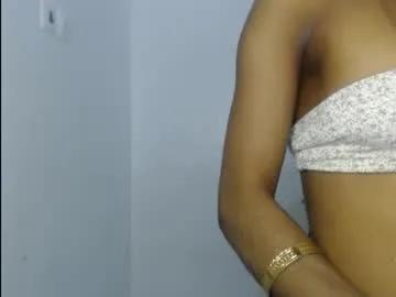 ellababy8 on Chaturbate