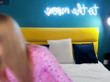 emilymagnificent on Chaturbate