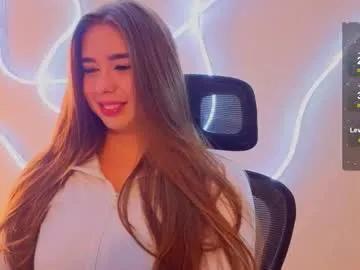 evapuff — GOAL: tease us Eva [86 tokens remaining] just chillin at home #bigboobs #curvy #lovense #bigass #young