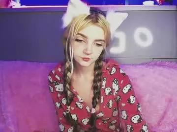 fluffyellie on Chaturbate 