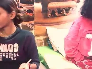 indiansexyslender4u2luv on Chaturbate 