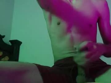 isaaclatino on Chaturbate 