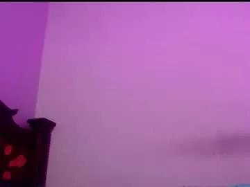 isaaclatino on Chaturbate 