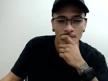 j0nnyk1ng on Chaturbate