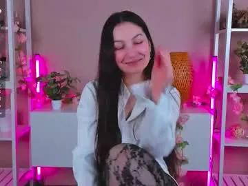 janaebaptiste — Goal: Turn around so we can see ass I'm so happy you're here! I'm Janae and im #new here. A little bit about me  - #curvy #bigboobs #shy #pantyhose [45 tokens remaining]