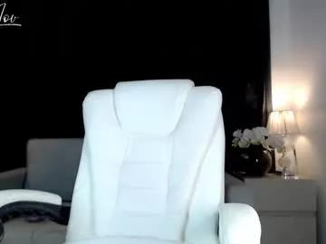 jully_lov on Chaturbate 