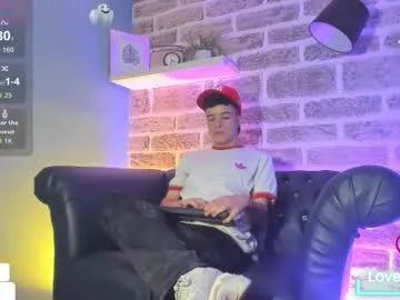 kevinn_blue — GOAL: Sexy Dance [46 tokens remaining] Hey There! Enjoy with me a good moment and make me cum just for you! #bigdick #lovense #twink #hairy #socks