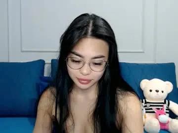 little_v1rgin_angel on Chaturbate 