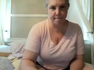madisonfelicia — #milf #naturalbigtits #juicyass #curvy #thick #cougar