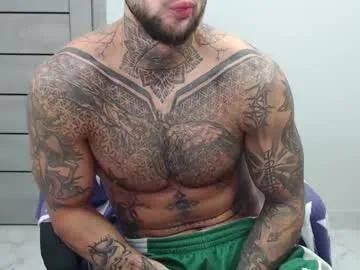 maxi_foxxx — GOAL: For a good day [2000 tokens remaining] Follow me #daddy  #feet  #master #bigcock #muscle