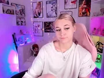 meow_amanda — GOAL: Flash tits & play with nipples [101 tokens remaining] try your luck with the new wheel of fortune! 38tk=prize&random lvl #18 #smalltits #muscles #daddy #fit