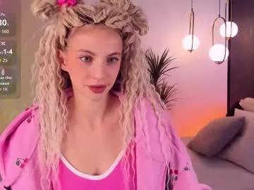 mia_silk — GOAL: Ahegao [27 tokens remaining] Hey, I'm Mia! It`s my first day here! #nonude #teen #muscle #smalltits #new