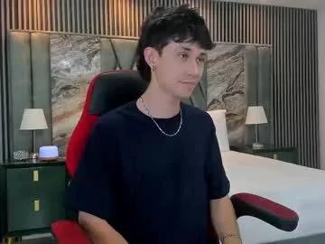 michaeel_blue — GOAL: JERK OFF AND CUMMING WITH OIL   [0 tokens remaining] Welcome to my room! #men #bigcock #blonde #cum #cumshow