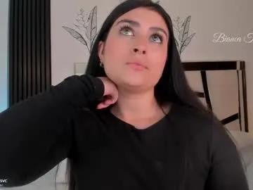missbianca1 — Blowjob [11 tokens left] #latina #natural #squirt #bigclit #blowjob