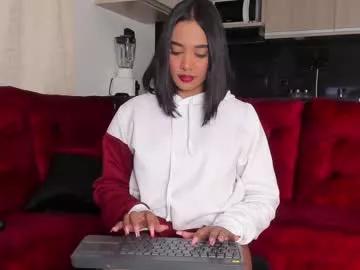 missvirggii on Chaturbate 