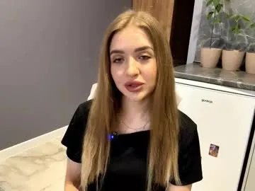 miyokouhlenhopp — Its my first day:) Goal - Lick my finger + eye contact! welcome to my chill zone! #new #shy #18 #skinny #blonde [25 tokens remaining]