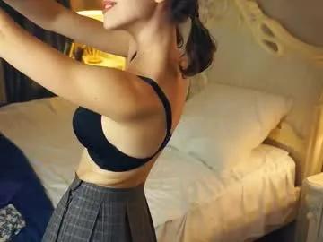 monalouise — #new an artist #18 Thumbs up please guys,i dream about 100 Goal: Let lick my sweet lips for start #natural #young #bigboobs [12 tokens remaining]