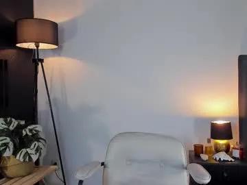 r_a_v_e_n on Chaturbate 