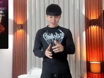 ryo_kush — enjoy my big cum #lovense #asian #cumshow #bigcock #young [1200 tokens remaining]