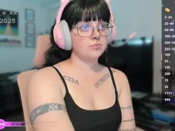 sarah_e_xx on Chaturbate