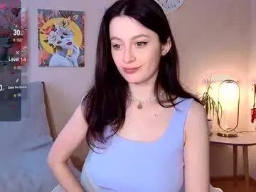 sensuallucy233 on Chaturbate