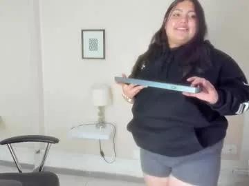 softlily_mei — GOAL: Show feet whit oil [44 tokens remaining] "You are the king for today" #belly #bbw  #feet #hairy #glasses