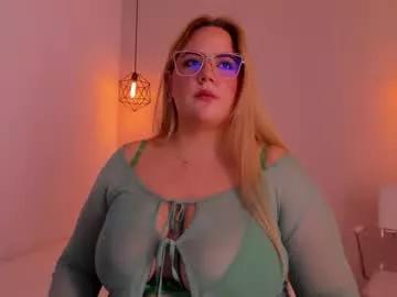 sophiarossee on Chaturbate