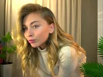 sssecretgirlfriend — Eyes contact + play with my lips [33 tokens left] #skinny, #young, #bigass, #bigboobs, #blonde