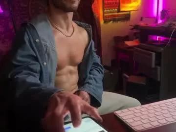 straightishd on Chaturbate