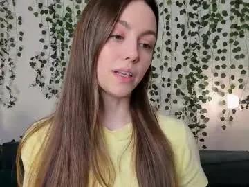 sweet_and_flirt — Hello, so_sweet is back ;) Goal: Look up under my t shirt #new #18 #teen #shy #natural [54 tokens remaining]